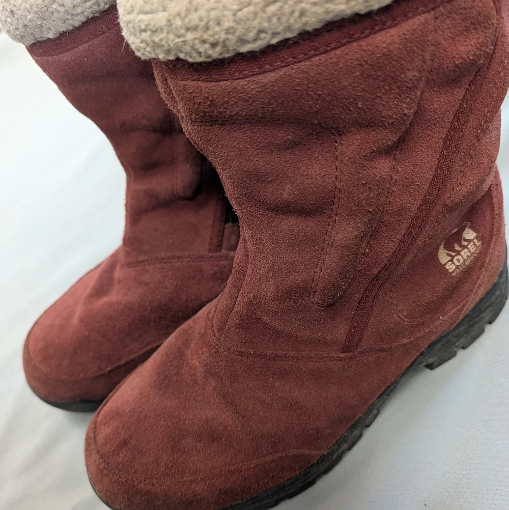 Sorel Waterproof Burgundy Suede Winter Boots Size 10
